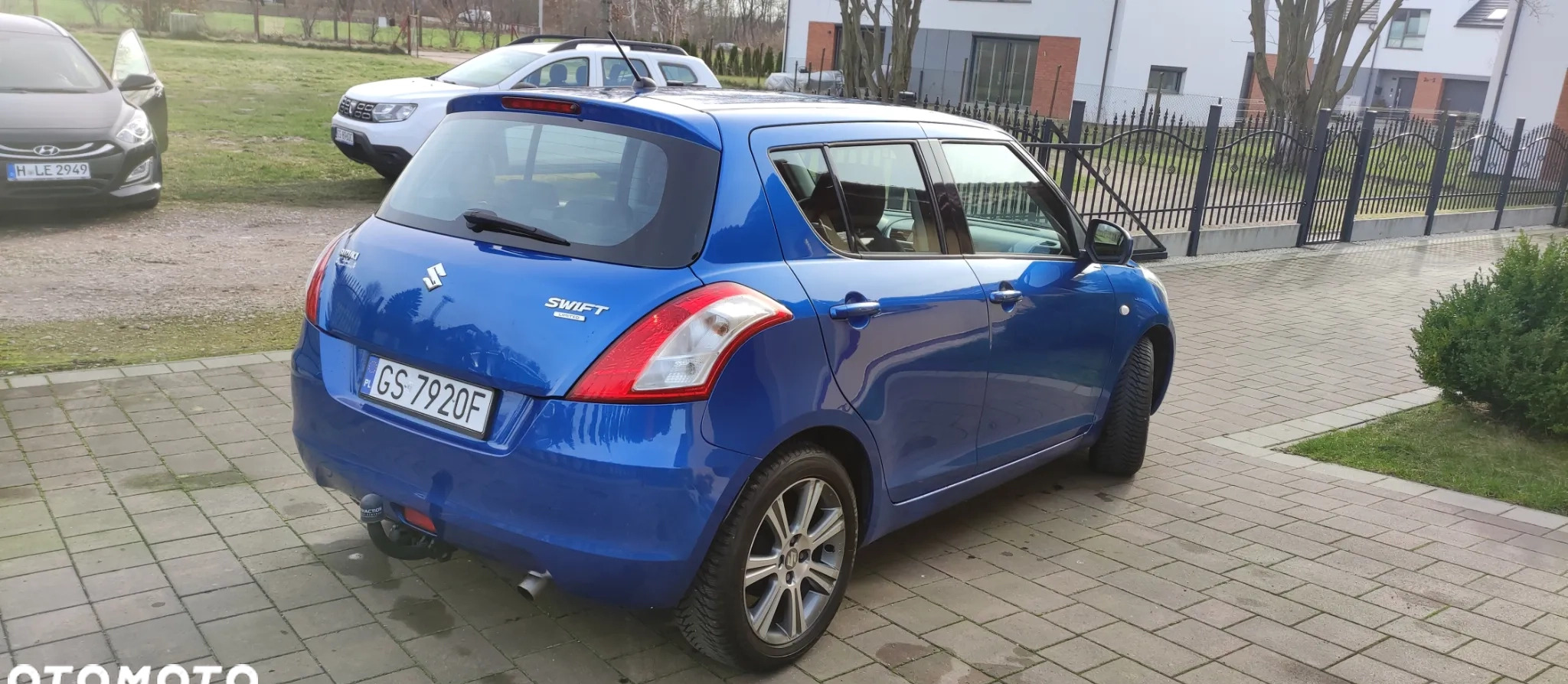 Suzuki Swift cena 27900 przebieg: 177000, rok produkcji 2013 z Słupsk małe 232